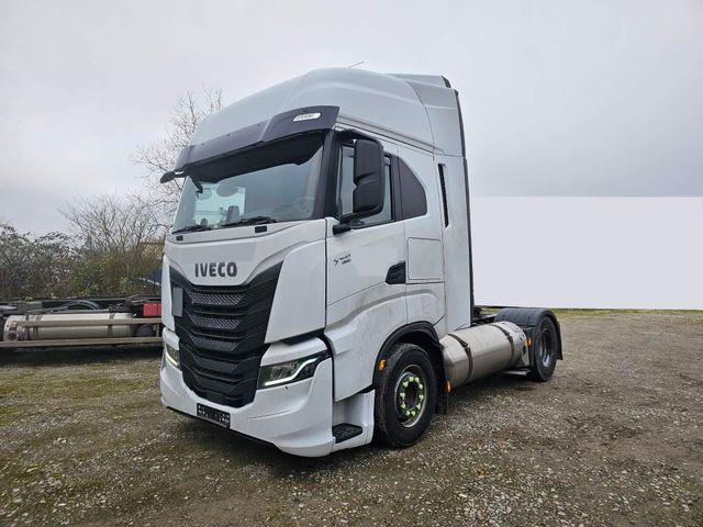 Iveco 460 S-Way LNG, Standklima, Standheizung