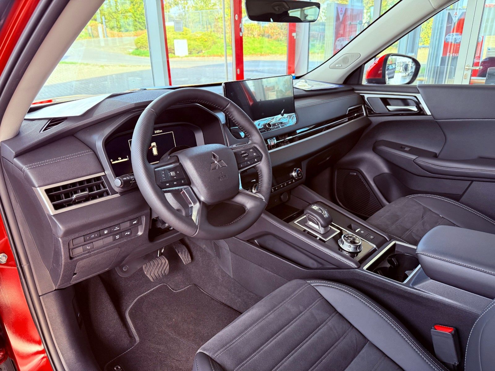 Fahrzeugabbildung Mitsubishi Outlander Intro Edi. PHEV 4WD LED AHK Kam 20"