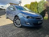 Opel Astra J 1.4T Sports Tourer Sport|Navi| AHK|Tempo - Opel Astra aus 2010: Sports