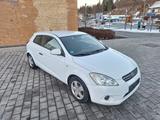Kia Ceed/pro Ceed*Tüv neu*Nur 90000KM*Klima*8Räder - Kia: K9