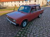 Lada 2105. Tüv neu. H- Zeich - Lada Limousine 2105 mit Benzin-Antrieb