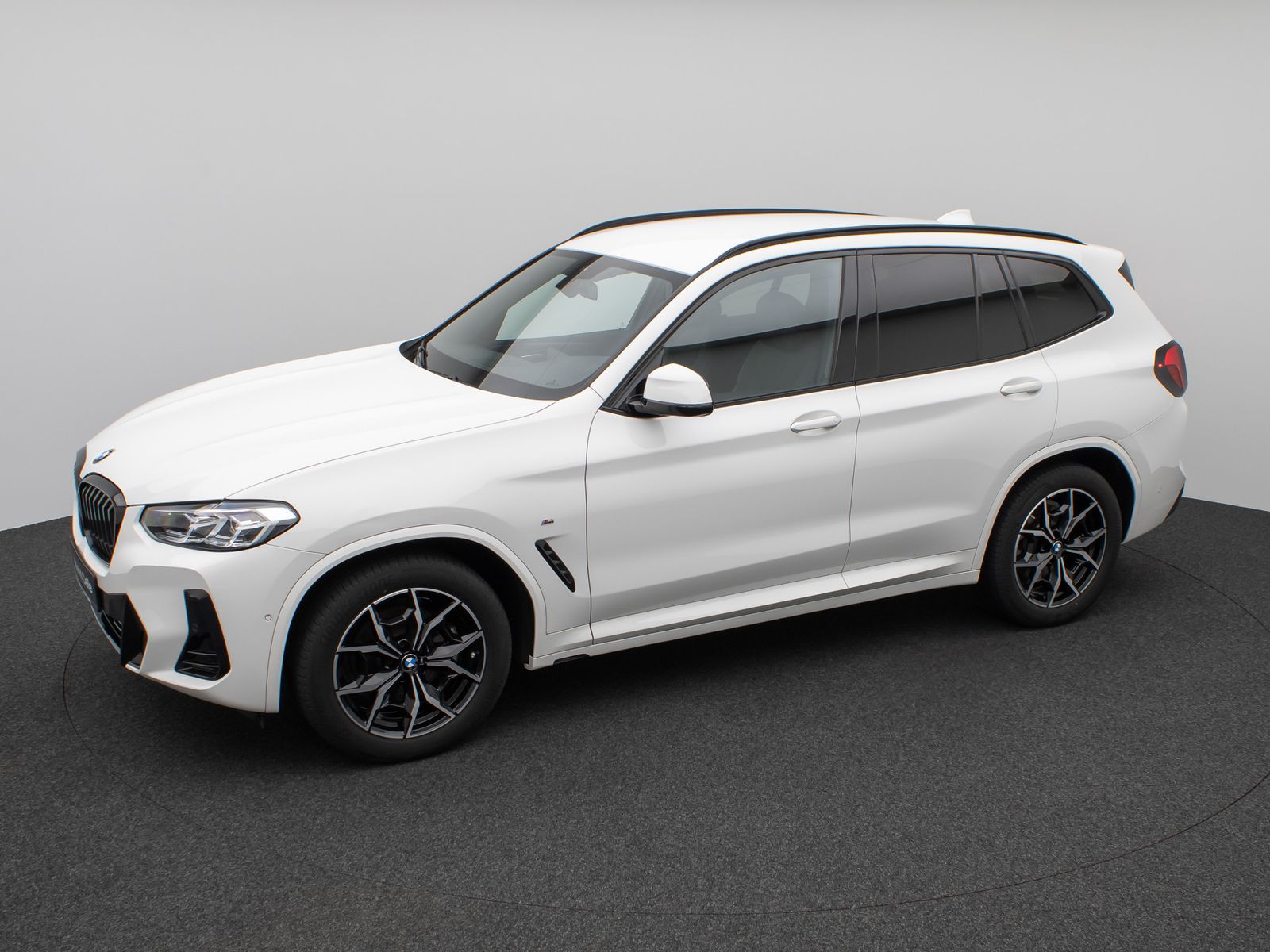 Fahrzeugabbildung BMW X3 xD20d M Sport Kamera DAB HiFi AHK Komfort 19"