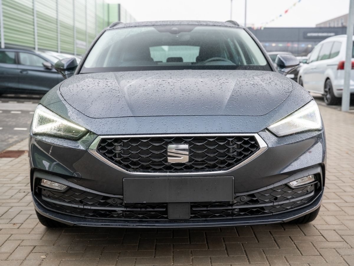 Seat Leon Sportstourer 2.0 TDI W Style ACC FLA LED imagem 3
