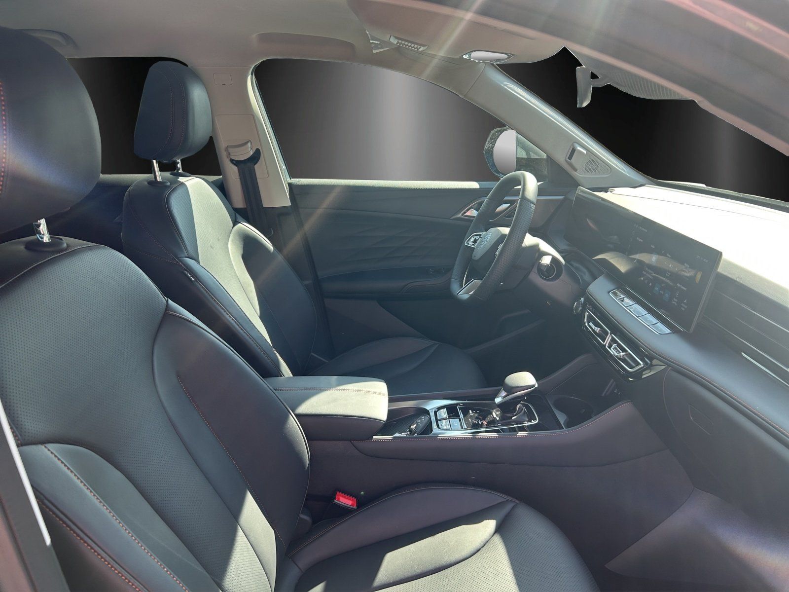 Fahrzeugabbildung MG MG HS Luxury AT