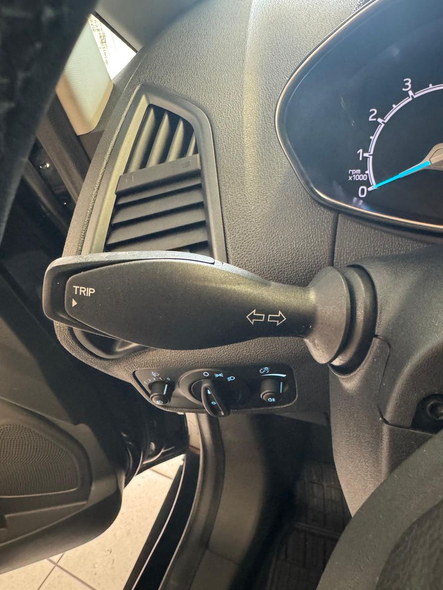 Fahrzeugabbildung Ford EcoSport Trend / AHK/ NAVI/ KAMERA/ GARANTIE