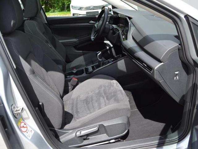 Volkswagen Golf VIII Variant 1.5 TSI 150 PS Style AHK/PANOR, миниатюра 4