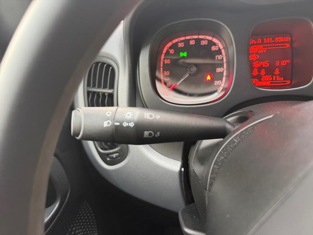 Fiat Panda BLUETOOTH DAB KLIMA MULTIFLENKRAD MP3 STAR