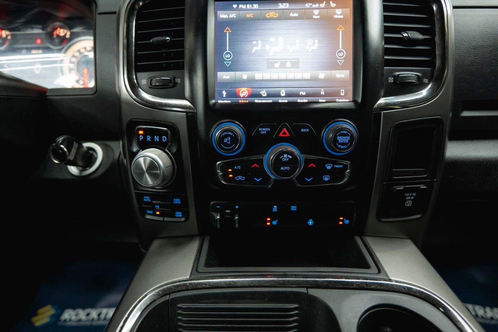 Fahrzeugabbildung Dodge RAM 5.7 V8 HEMI 4x4 RAPTOR LONGBED HARDTOP LED