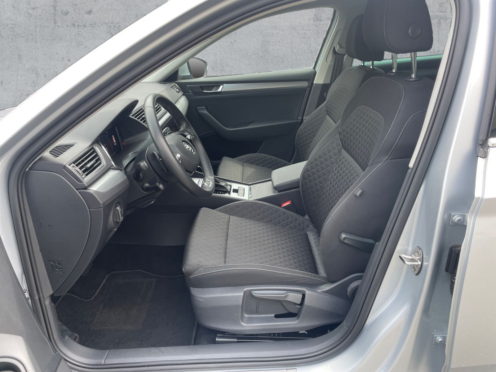 Skoda Superb - Bild 12