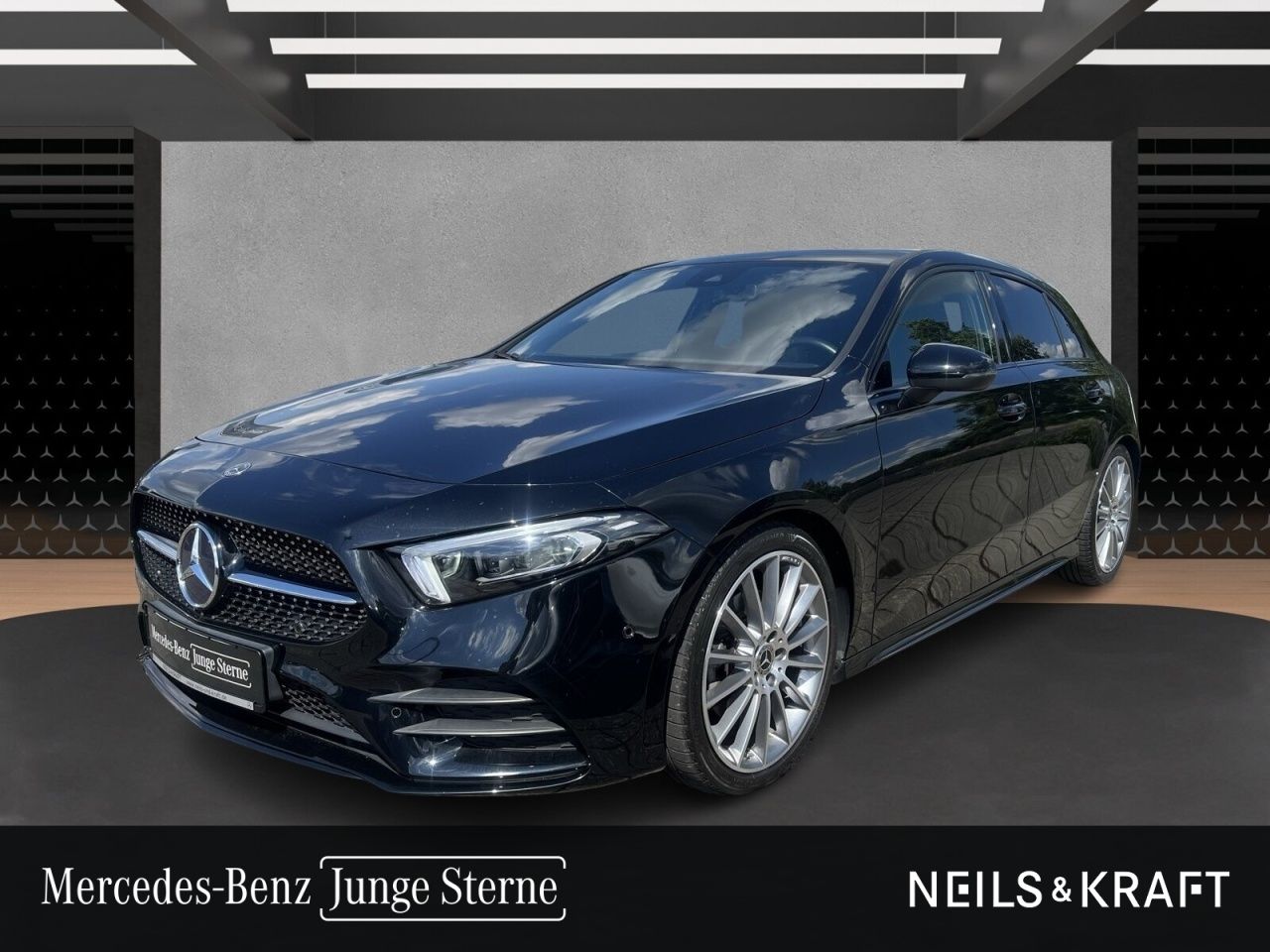MERCEDES-BENZ A 220 d 4MATIC Kompaktlimousine AMG+NIGHT+TOTW