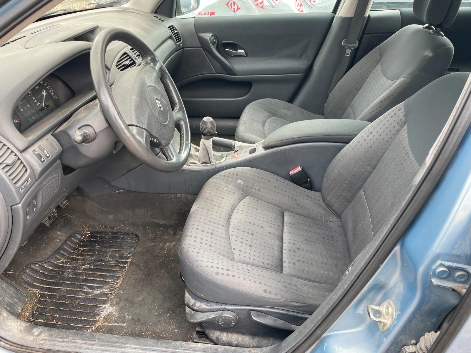 Renault Laguna 2004 — photo 7