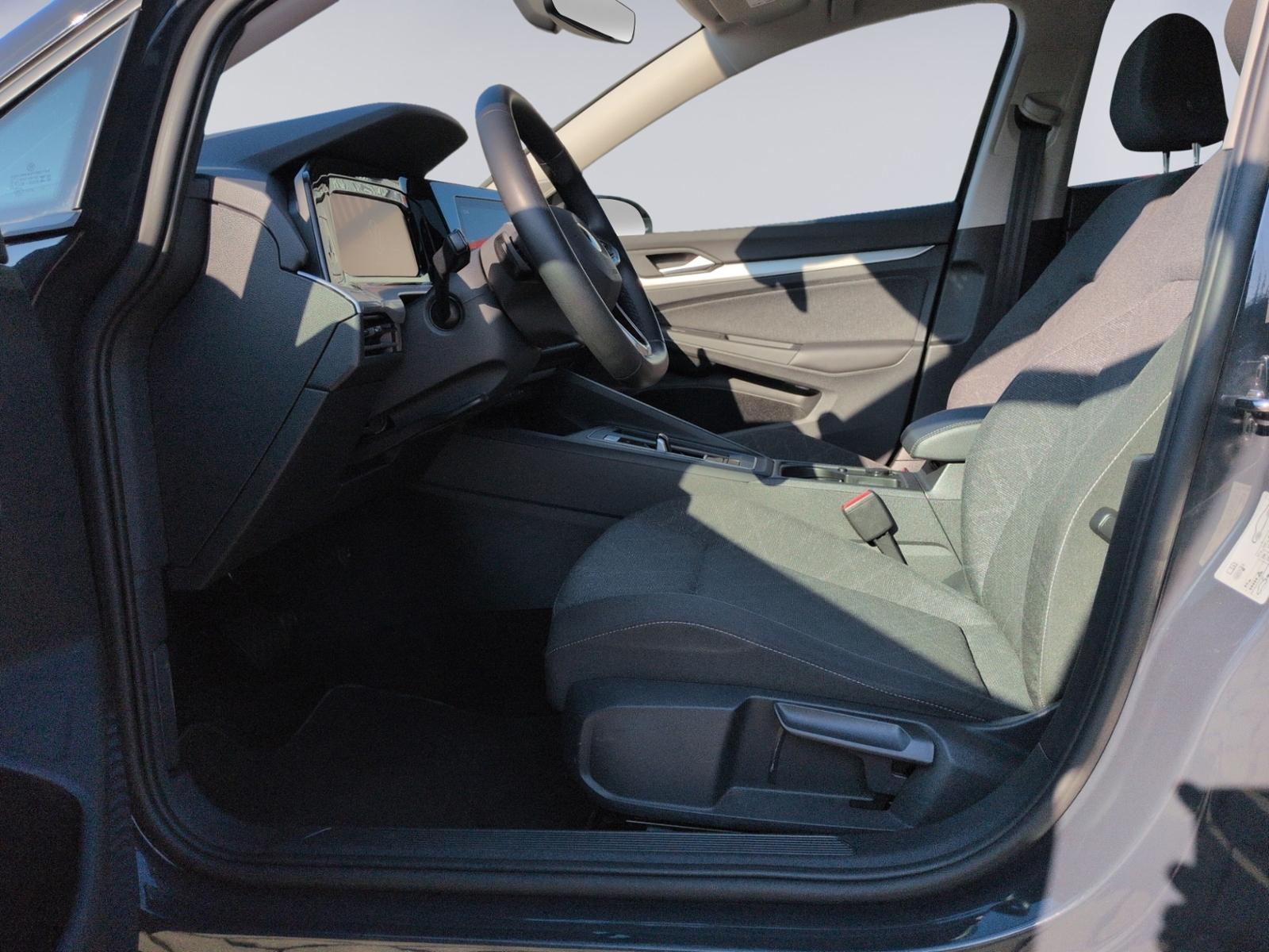 Volkswagen Golf VIII 1.0 eTSI DSG Life LED+ACC+APP+NAVI, миниатюра 11