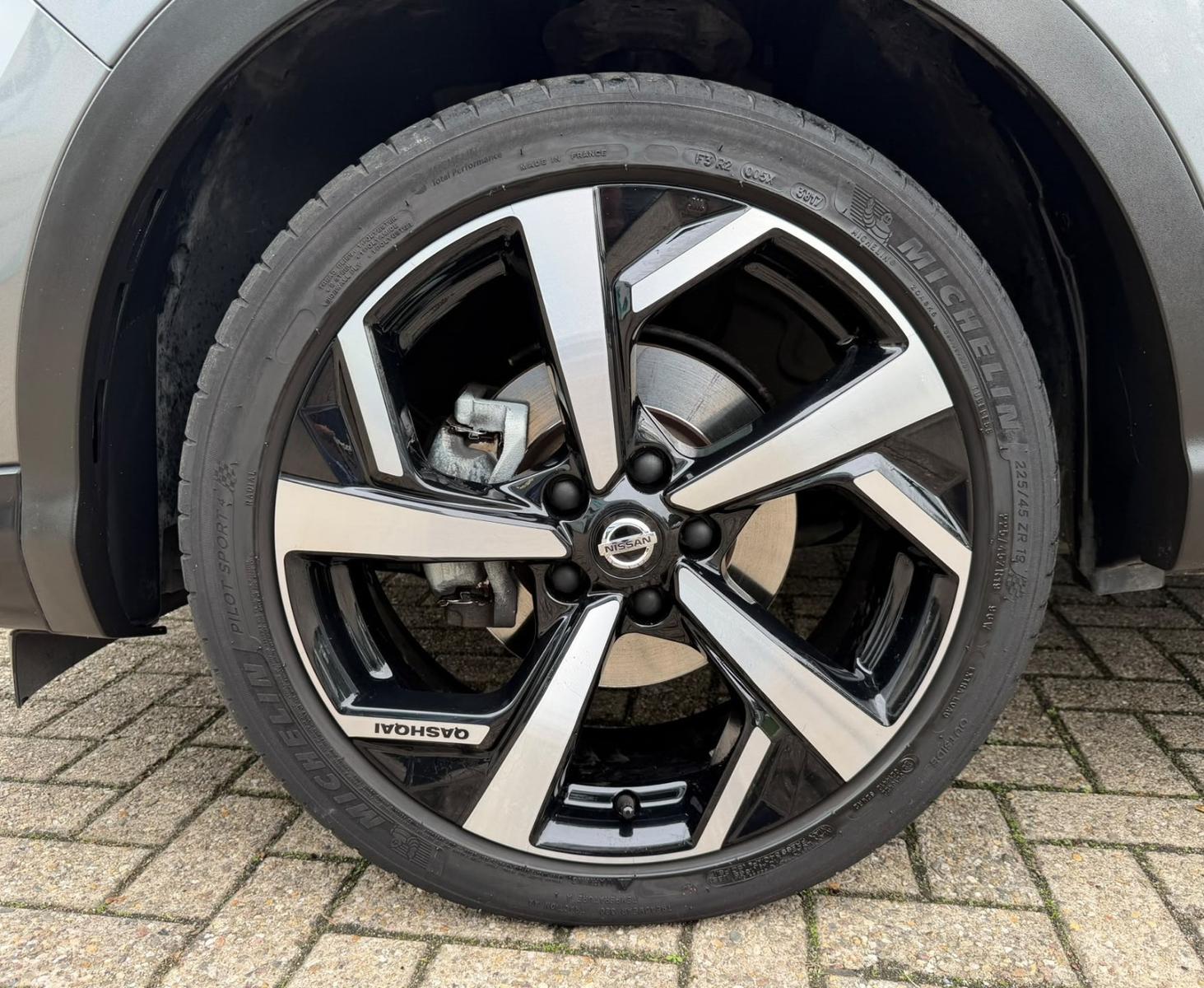 Nissan Qashqai Tekna*NAVI*LED*PANO*360°CAM*EL.SITZ*