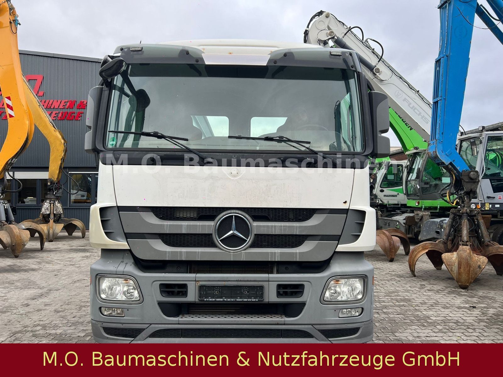 Fahrzeugabbildung Mercedes-Benz Actros 2541 / L&L Achser / 6x2 / Euro 5 /