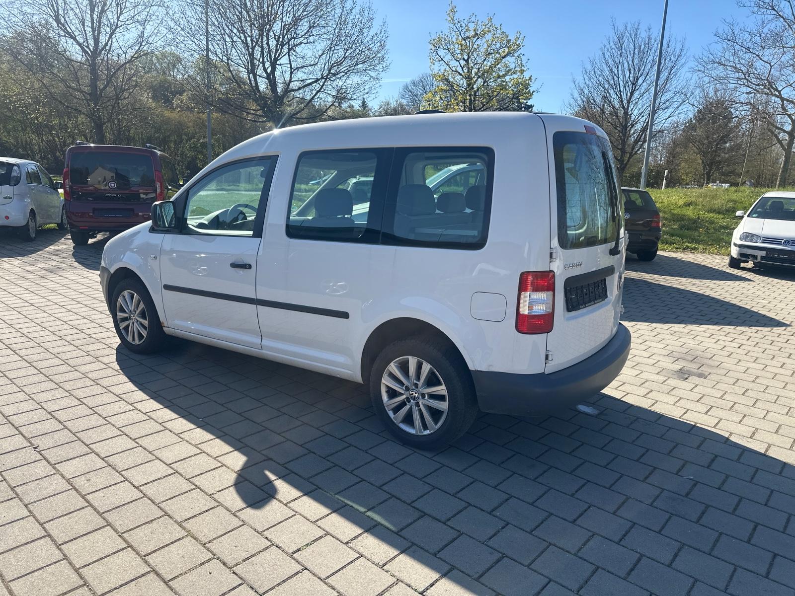 Volkswagen Caddy Kombi Benziner