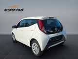 Toyota Aygo  x-play Aut. 4 Türer Klima - Toyota Aygo (X) Gebrauchtwagen in Hamburg