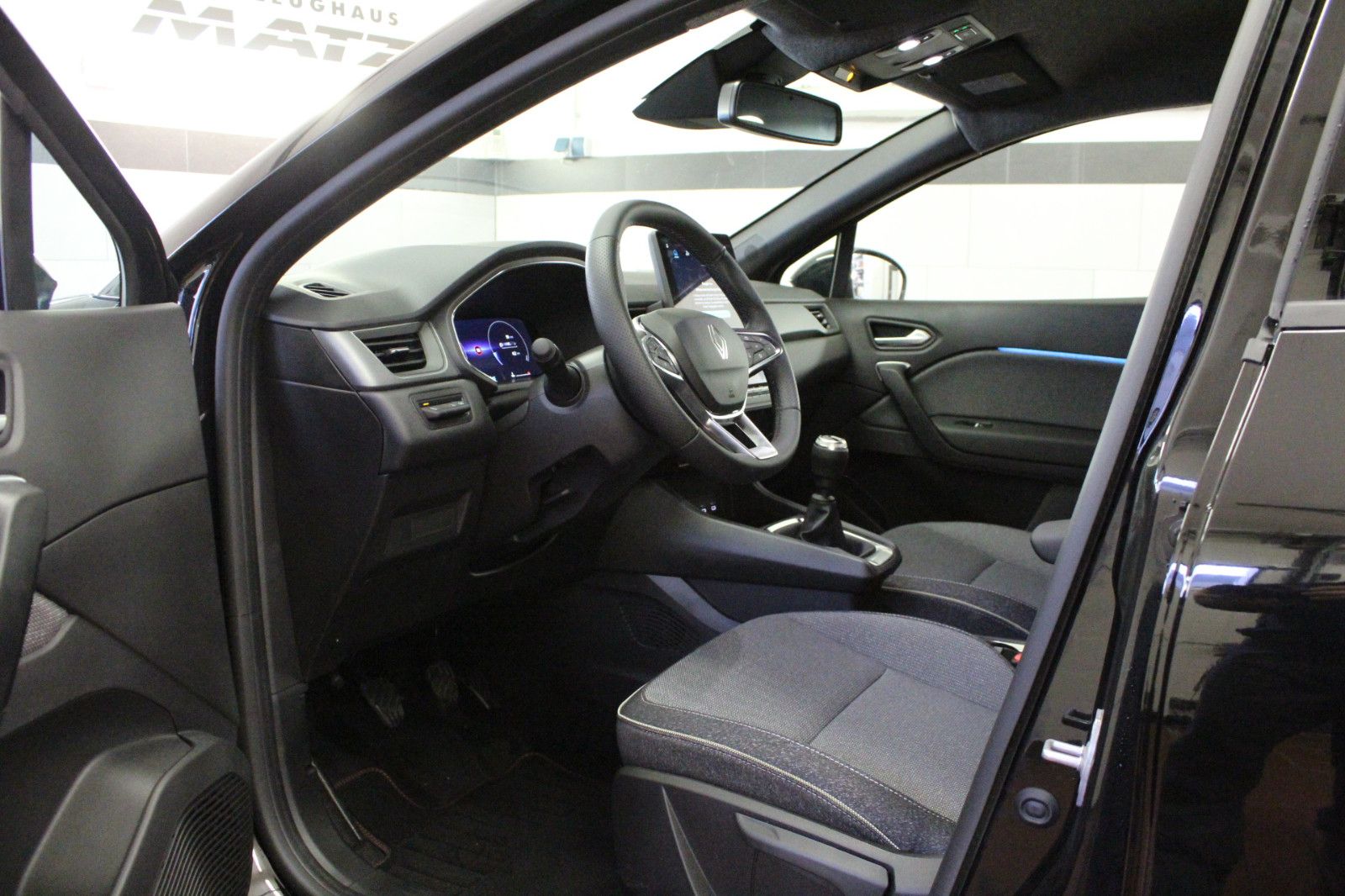 Fahrzeugabbildung Renault Captur TCe 115 KISS Sondermodell *Winter-Pak*Nav