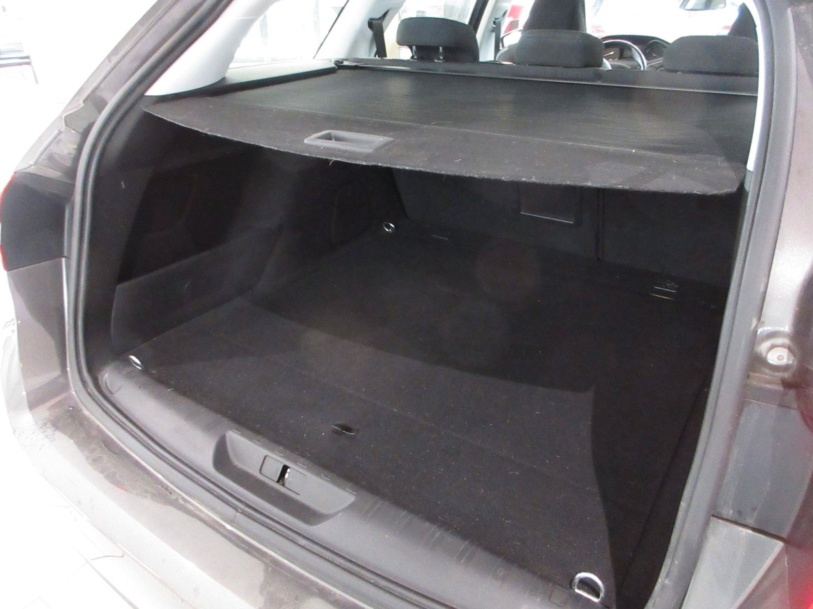 Fahrzeugabbildung Peugeot 308 SW Allure 1.5D LED/NAVI/SHZ/PDC/R´CAMERA