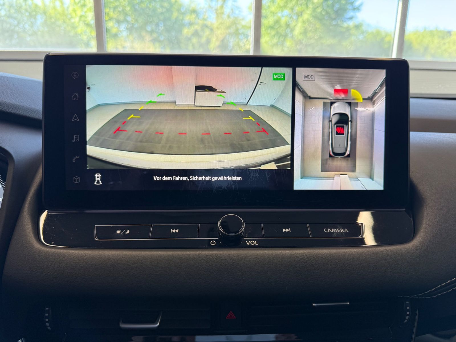 Fahrzeugabbildung Nissan Qashqai N-Connecta 1.3DIG-T Business Technologie