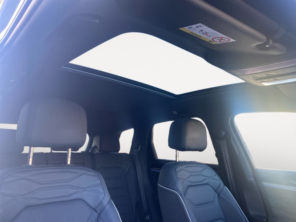 Fahrzeugabbildung Volkswagen Touareg 3.0 V6 TDI SCR 4Motion Aut. R-Line