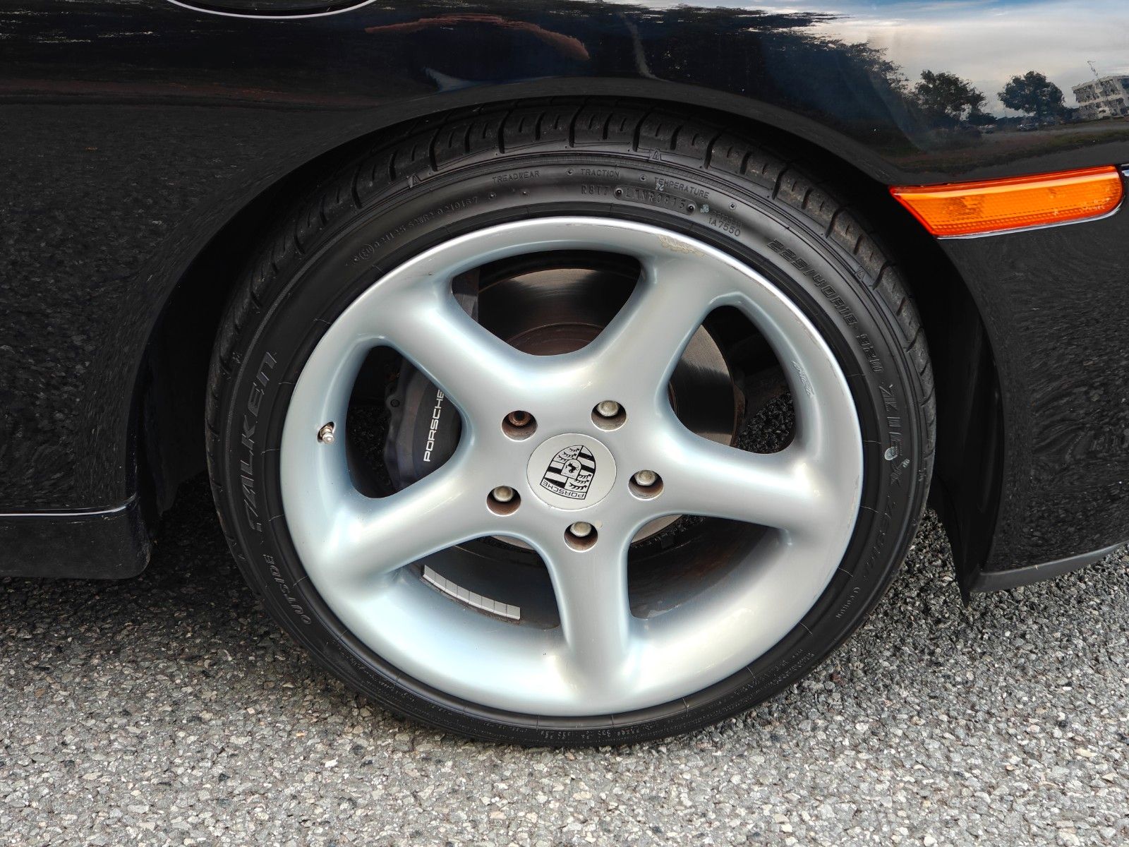 Fahrzeugabbildung Porsche Boxster 986 2.7 Cabrio - WENIG KM, HU NEU! -