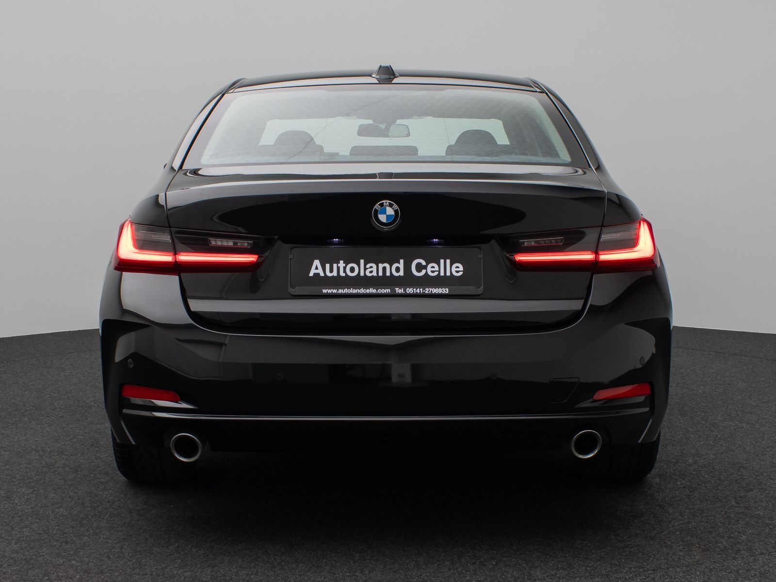Fahrzeugabbildung BMW 318i DAB PDC Widscreen Geschwindigkeitsreg LED