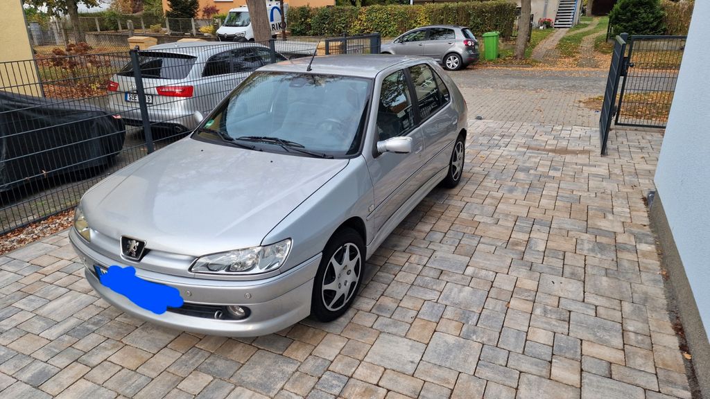 Peugeot 306