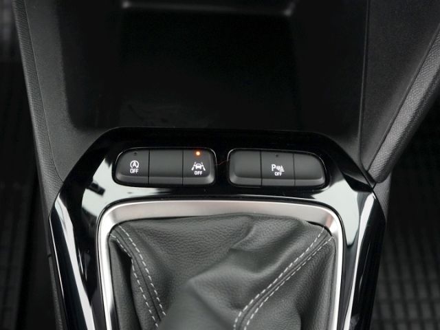 Corsa F EDITION+SITZHEIZUNG+LENKRADHEIZUNG+PARKP