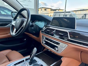 BMW 740 - 2