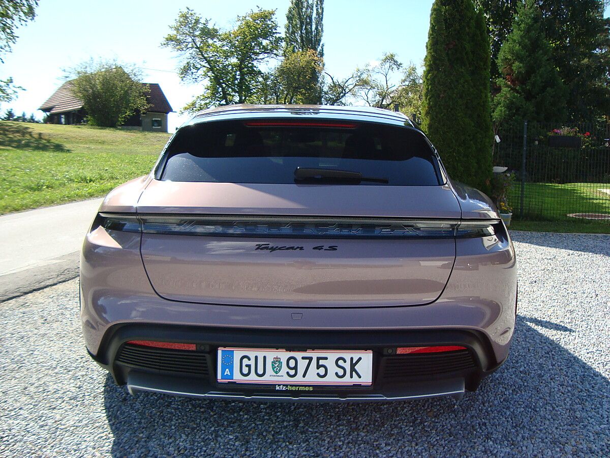 Porsche Taycan 4S Cross Turismo Exclusive Voll !! imagem 2