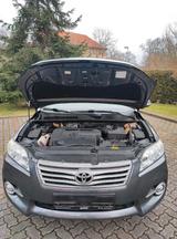 Toyota RAV 4    4x4  in   Sehr gute zustand - gebrauchte Toyota RAV 4 aus dem Jahr 2012