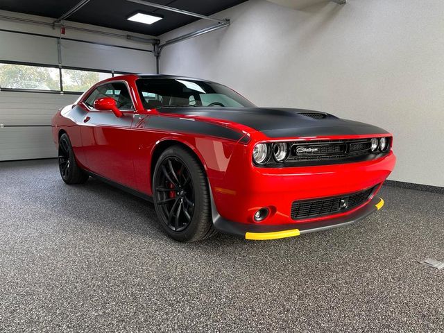 Fahrzeugabbildung Dodge CHALLENGER R/T-T/A PACKAGE 5.7L-V8 SOFORT!!