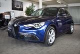 Alfa Romeo Stelvio 2.0l Super Q4 Quadrifoglio Lenkrad Navi - gebrauchte Alfa Romeo SUV & Geländewagen