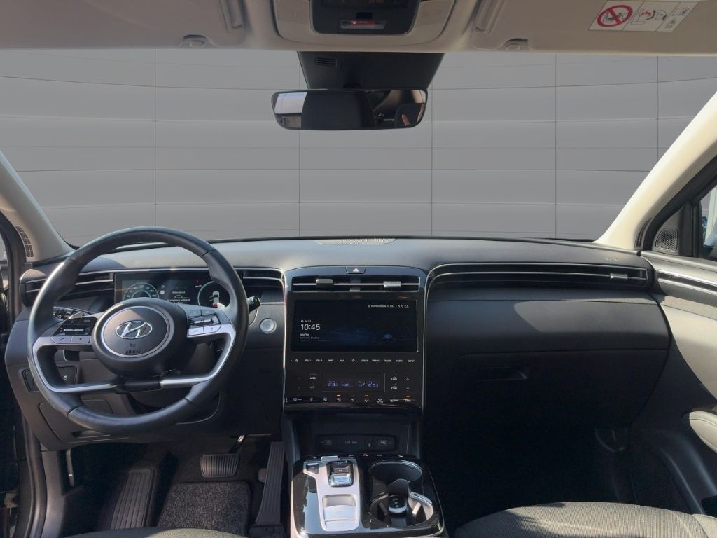 Fahrzeugabbildung Hyundai Tucson AHK  Automatik Hybrid, Allwetterreifen