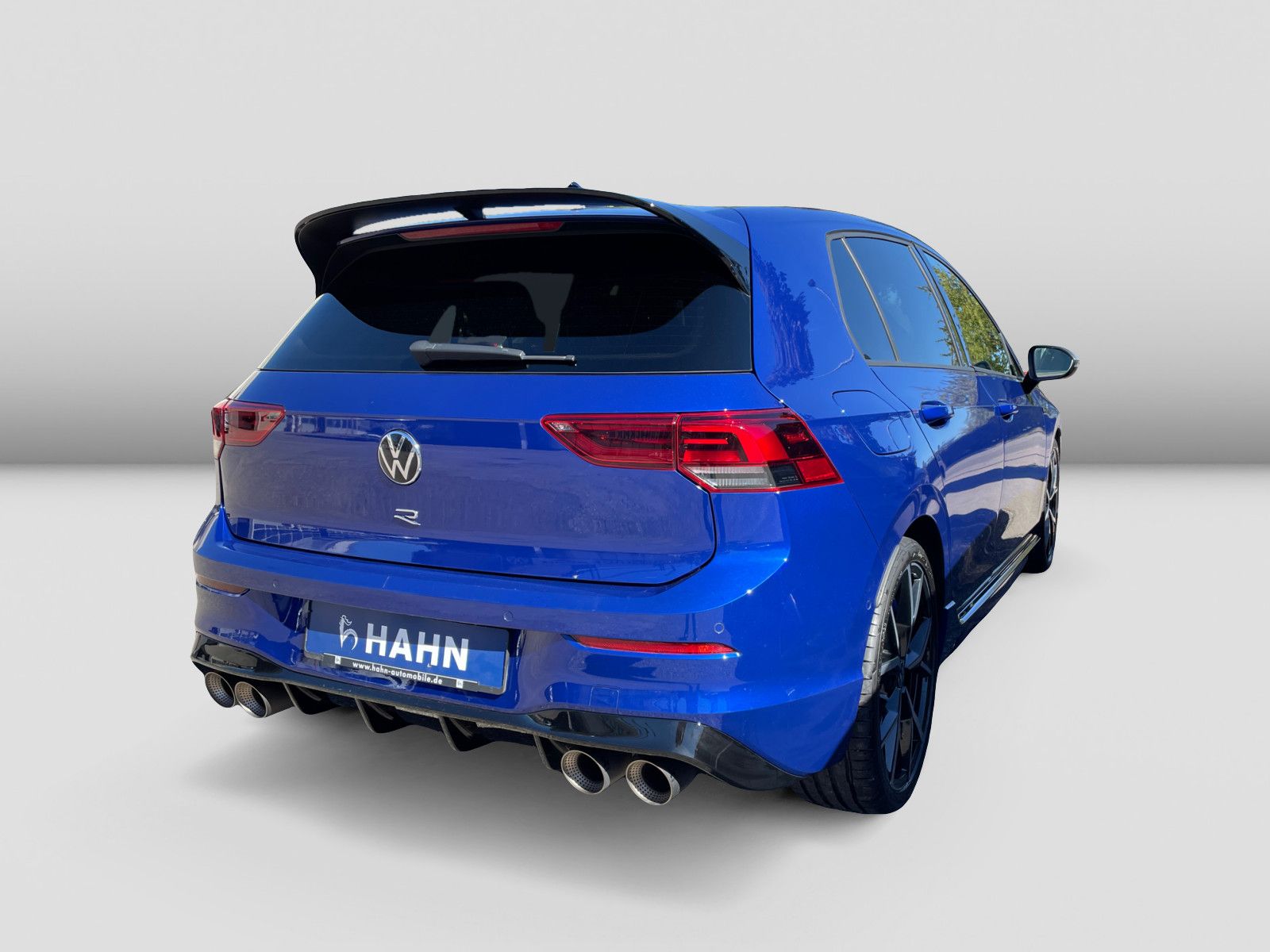 Volkswagen Golf VIII R 2.0TSI 4Motion R-Performance DSG AKR foto 4
