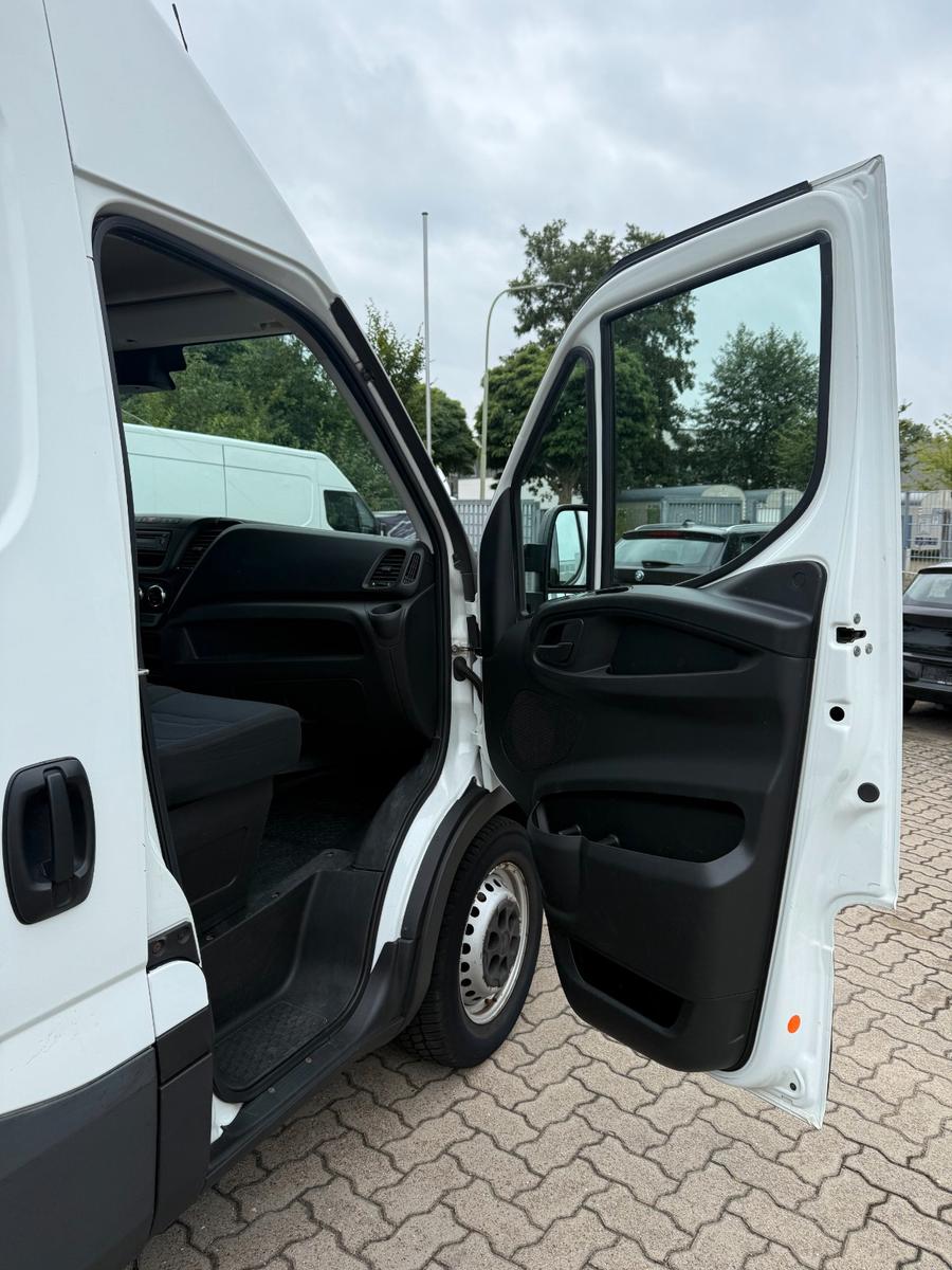 Iveco Daily Kasten CAM/AUTOMATIK/3-Sitzer/Ohne Ad Blue