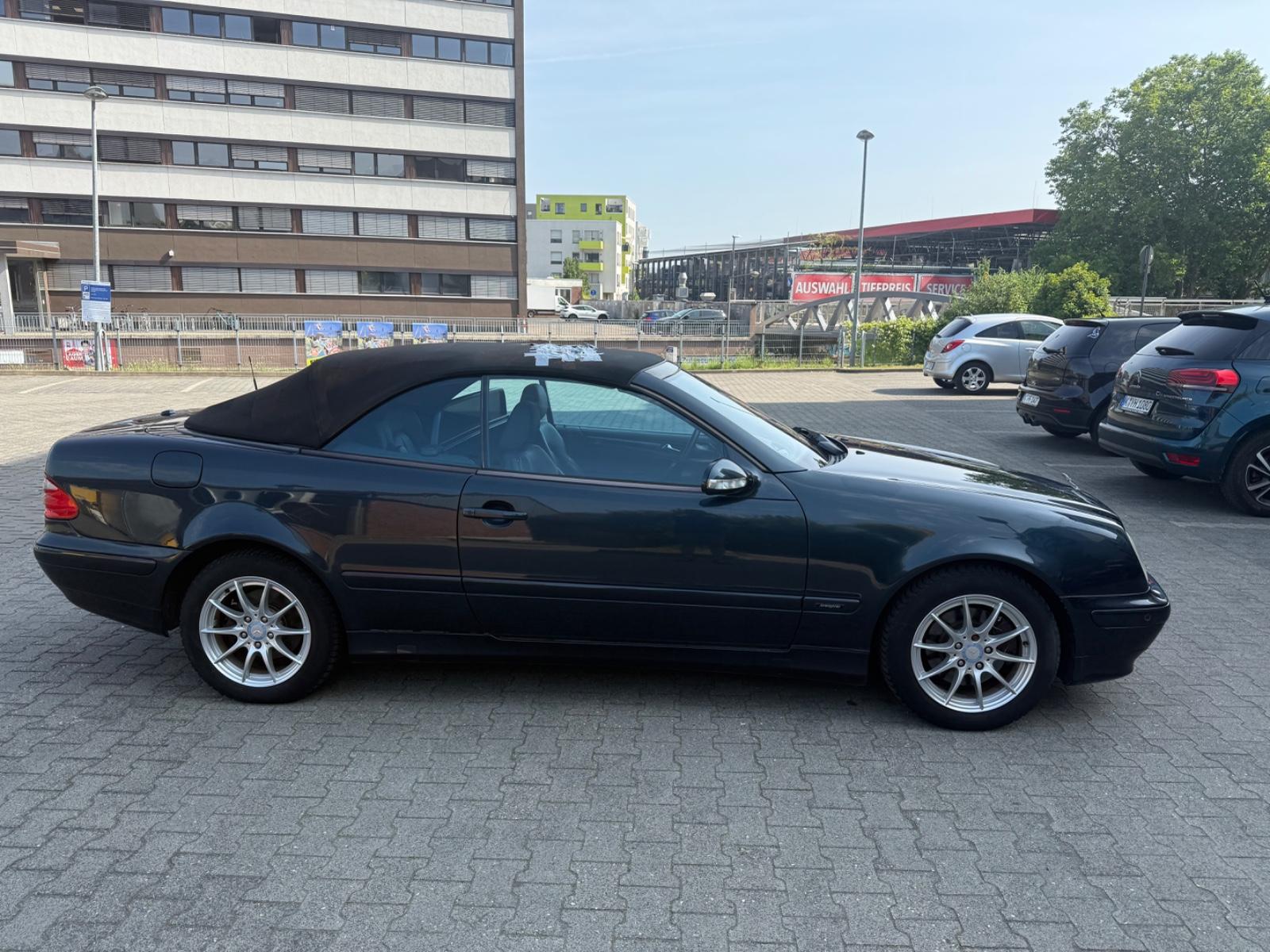 Mercedes-Benz CLK 320 AVANTGARDE