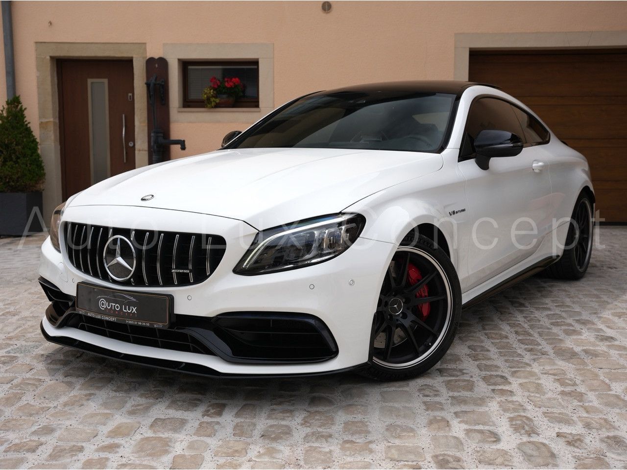 Mercedes-Benz C 63 AMG S Coupé/Aero/Perf-Sitze/Pano/Burmester