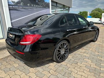 Fahrzeugabbildung Mercedes-Benz E 350 d Lim. 4Matic AMG Line Pano 20"