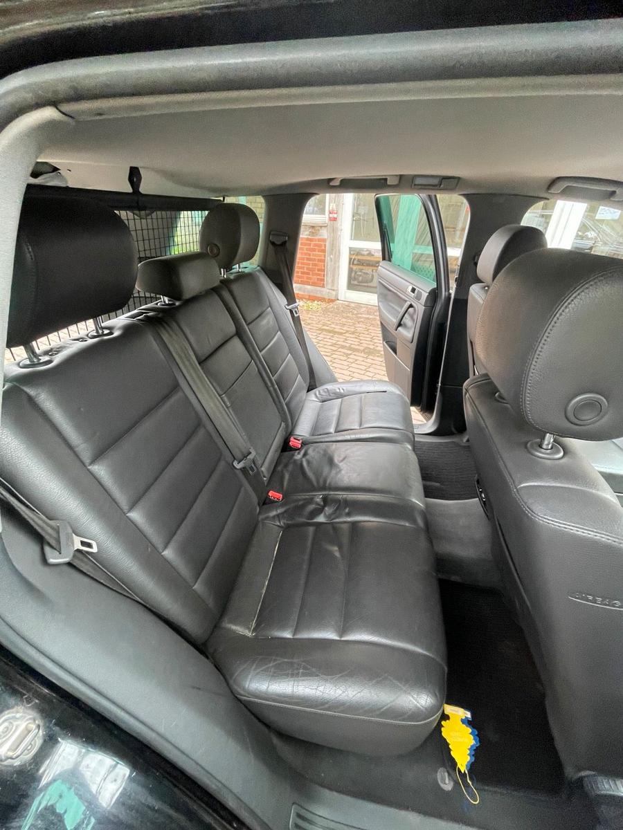 Volkswagen Touareg 2004 — photo 7