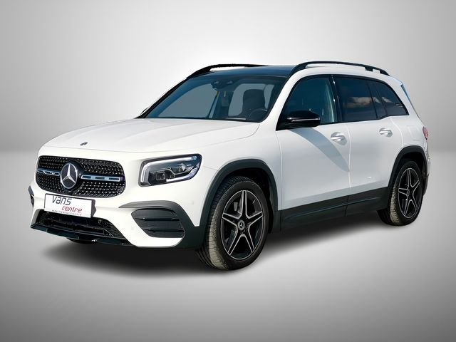 Mercedes-Benz GLB 200d 4Matic/ AMG/ KEYLESS/ PANORAMA