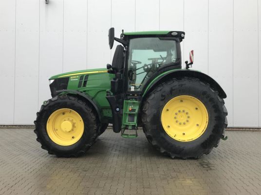 John Deere 6250R