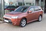 Mitsubishi Outlander 2.2 DID Top 4WD 7 Sitzer - Mitsubishi: Allradantrieb