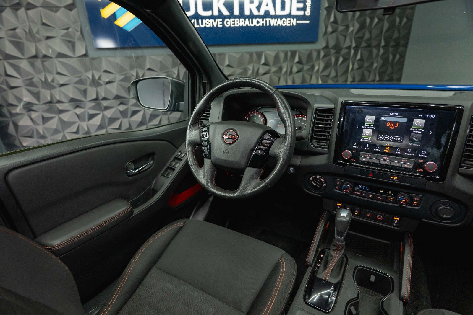 Fahrzeugabbildung Nissan Frontier 3.8 V6 4x4 PRO-4X Offroad *Pano*ACC*LED