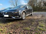 Volkswagen Passat Alltrack 2.0 TSI OPF DSG 4MOTION Allt... - Volkswagen Passat Alltrack mit Benzin-Antrieb