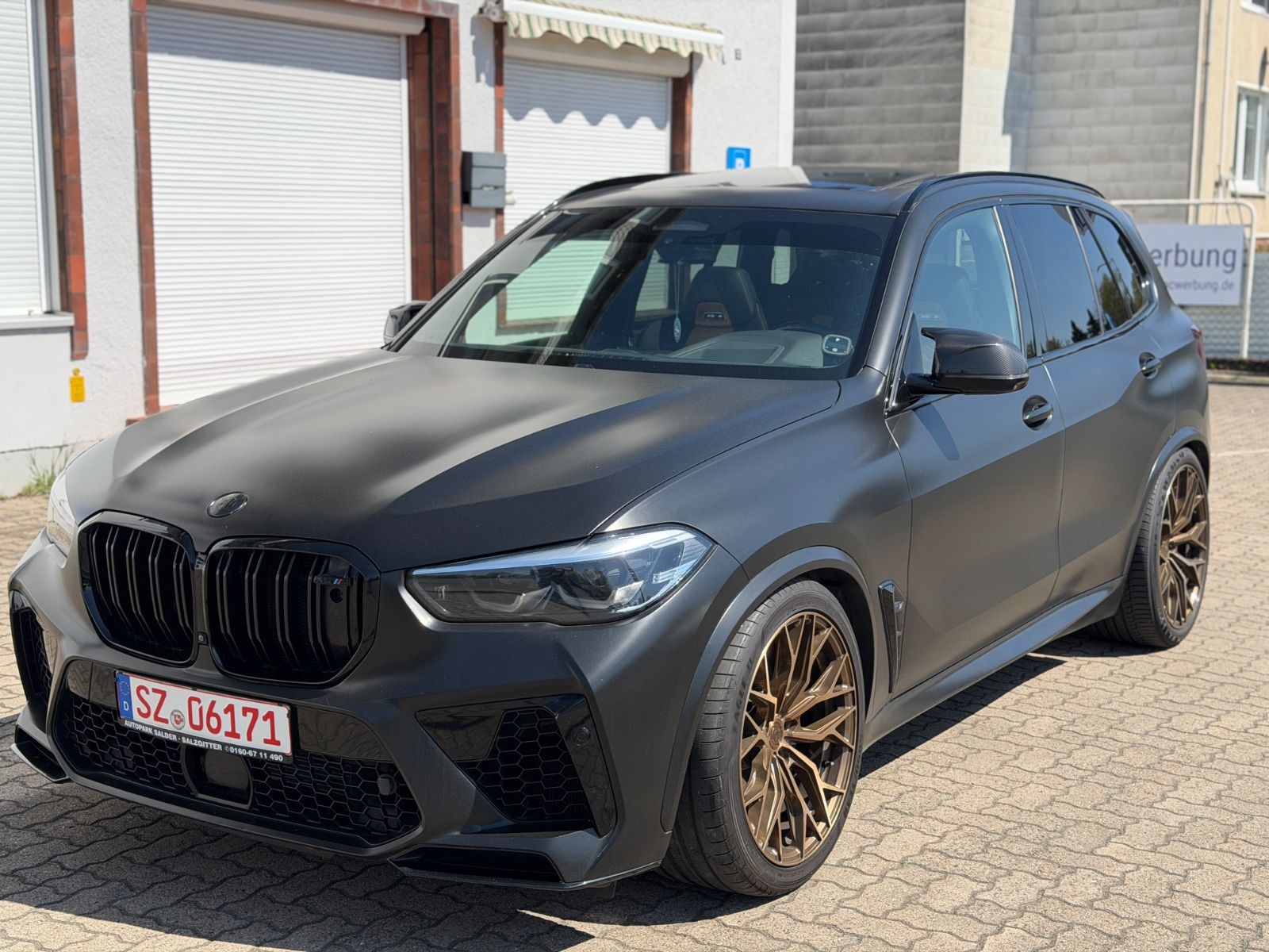 BMW X5 M Competition Akrapovic Paket SKY W&S PANO foto 2