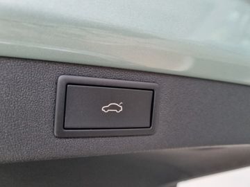 Fahrzeugabbildung SKODA Enyaq iV 60 eco Suite