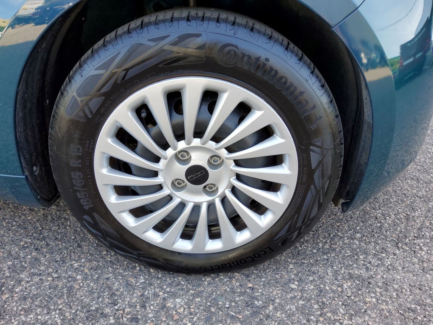 Fahrzeugabbildung Fiat 500e 42kWh LED Navi Carplay Tempomat Keyless