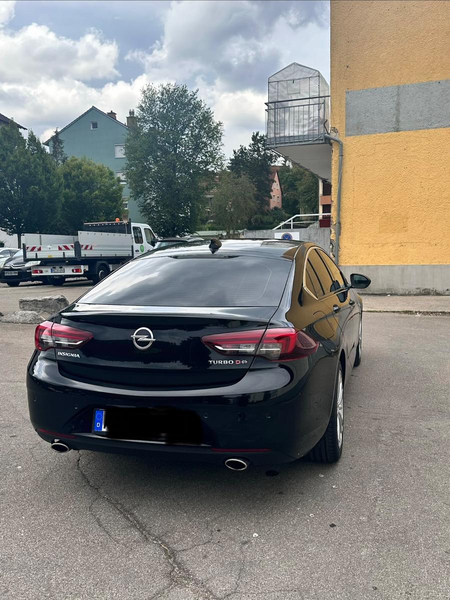 Opel Insignia 2.0 BiTurbo Diesel Busi Innov Aut 4...