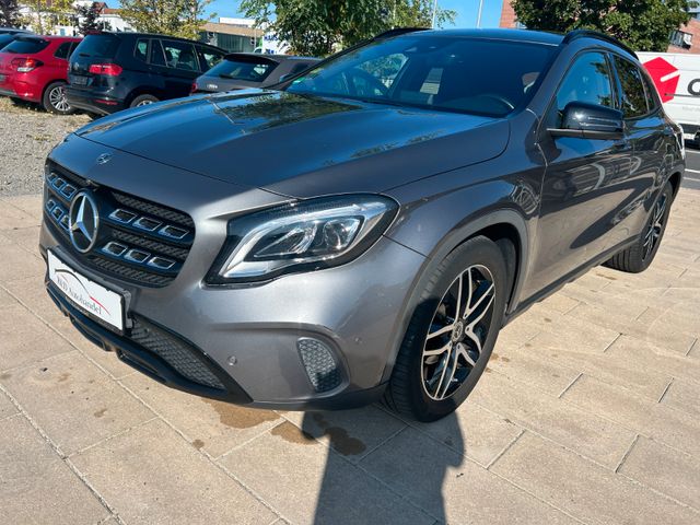 Mercedes-Benz GLA 220 CDI Urban Automatik Standheizung Navi